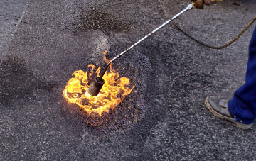 Ben Rhydding flat roofing repairs